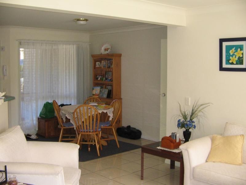 4/18 Discovery Drive, Helensvale QLD 4212