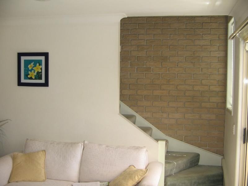 4/18 Discovery Drive, Helensvale QLD 4212