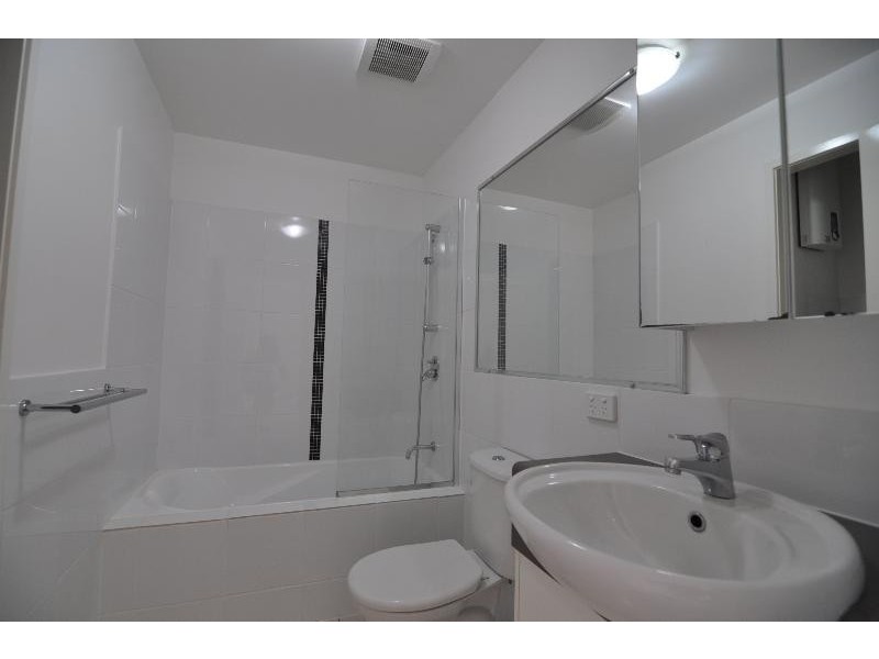 1/612 Sherwood Road, Sherwood QLD 4075