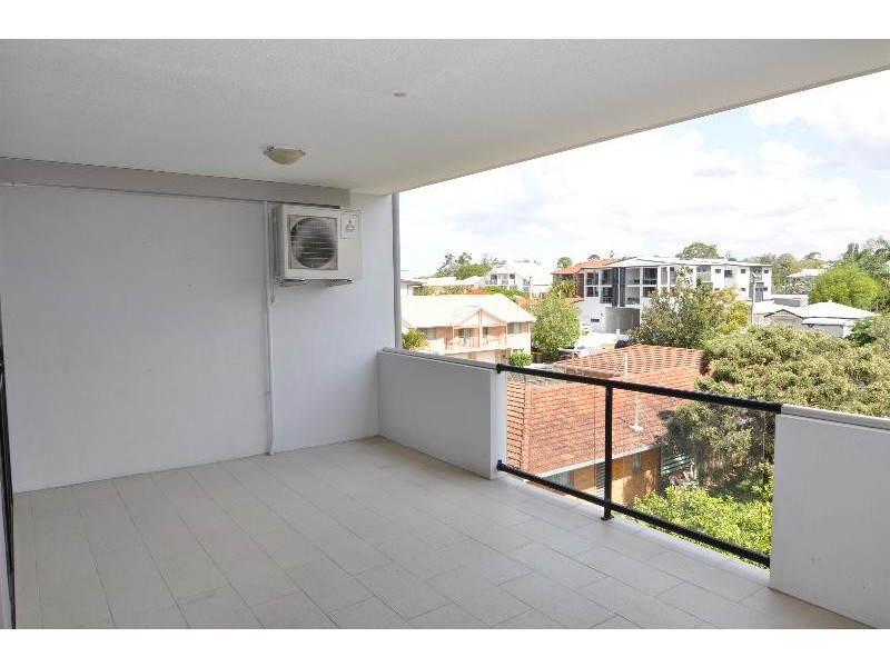 1/612 Sherwood Road, Sherwood QLD 4075