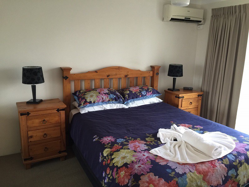 Burleigh Heads QLD 4220