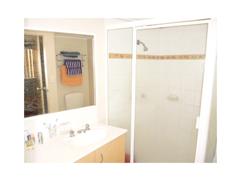 381/38 Lissner Street, Toowong QLD 4066