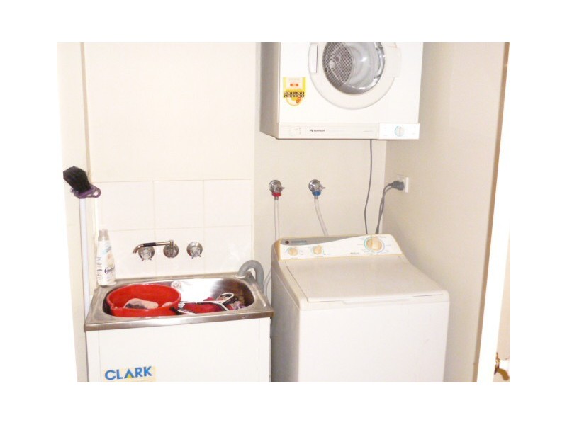 381/38 Lissner Street, Toowong QLD 4066