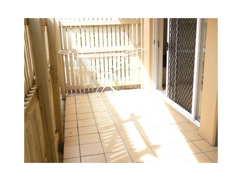 381/38 Lissner Street, Toowong QLD 4066