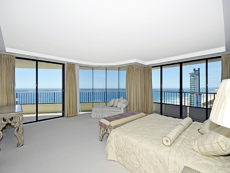 26/3510 Main Beach Parade, Main Beach QLD 4217