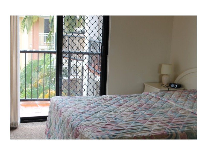 Chevron Island QLD 4217