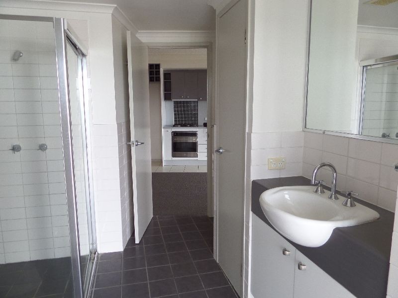 54/15 Kitchener Street., Coorparoo QLD 4151