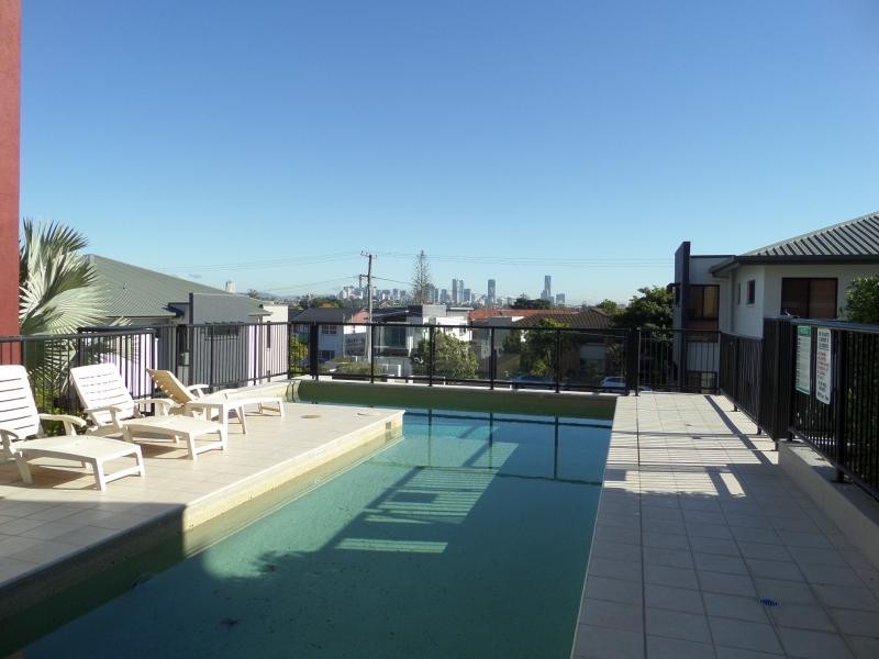 54/15 Kitchener Street., Coorparoo QLD 4151