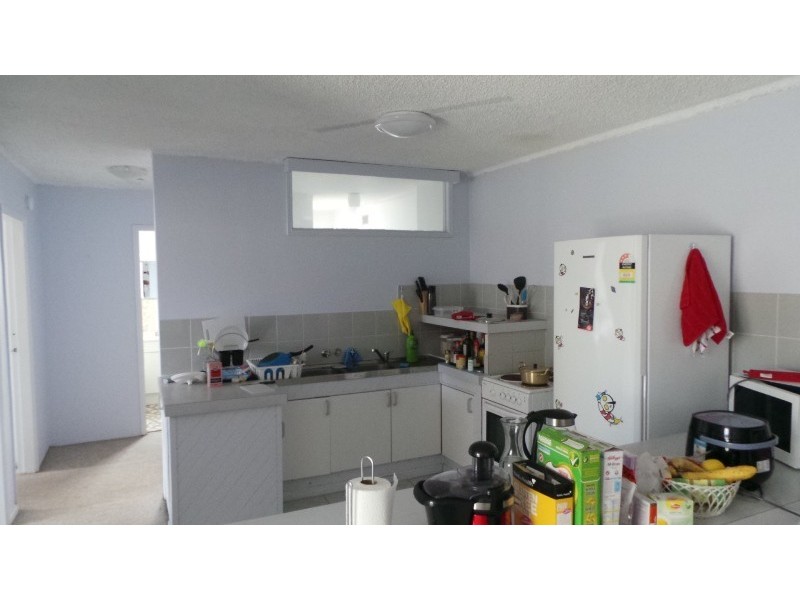 10/72 Marine Parade, Southport QLD 4215