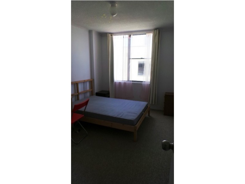 10/72 Marine Parade, Southport QLD 4215