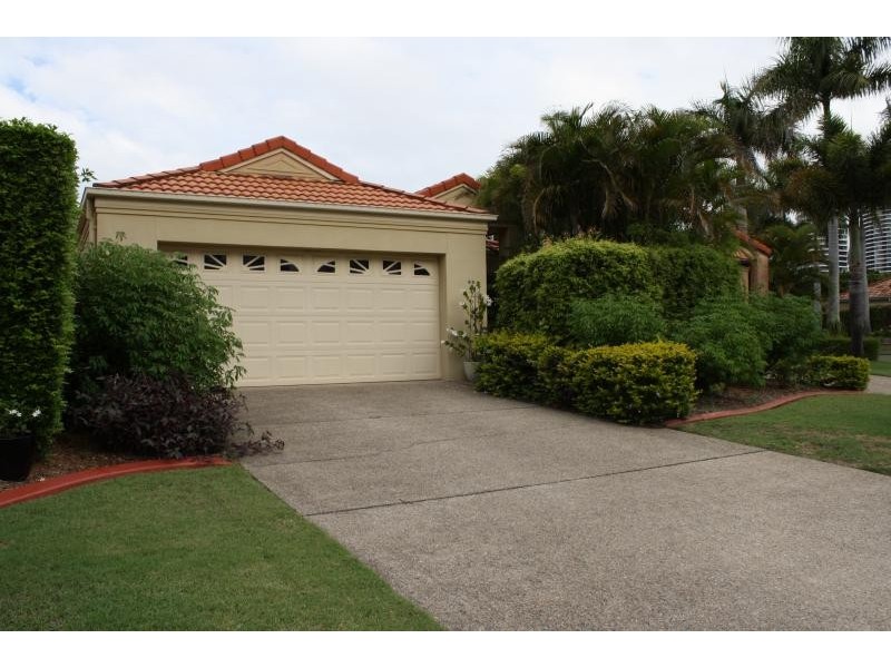 69/76 Bayview Street, Runaway Bay QLD 4216