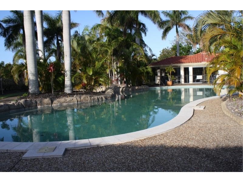 69/76 Bayview Street, Runaway Bay QLD 4216