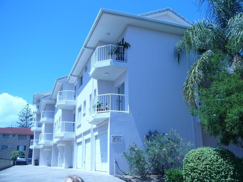 4/496 Marine Parade, Biggera Waters QLD 4216