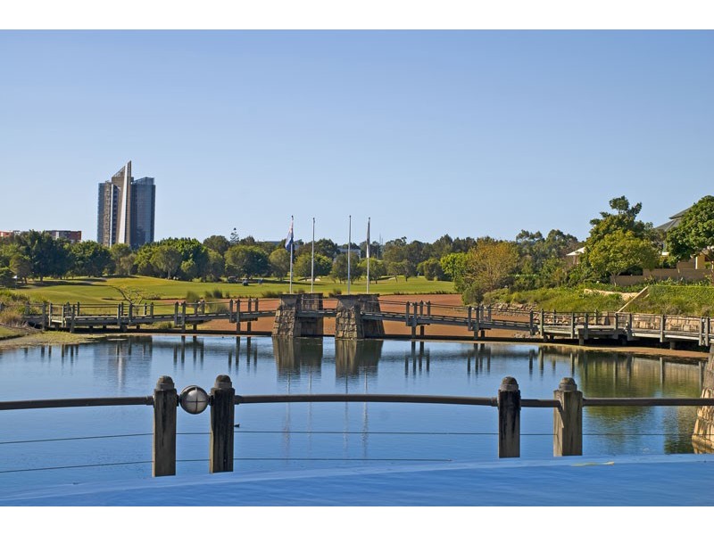 5/600 Glades Drive, Robina QLD 4226