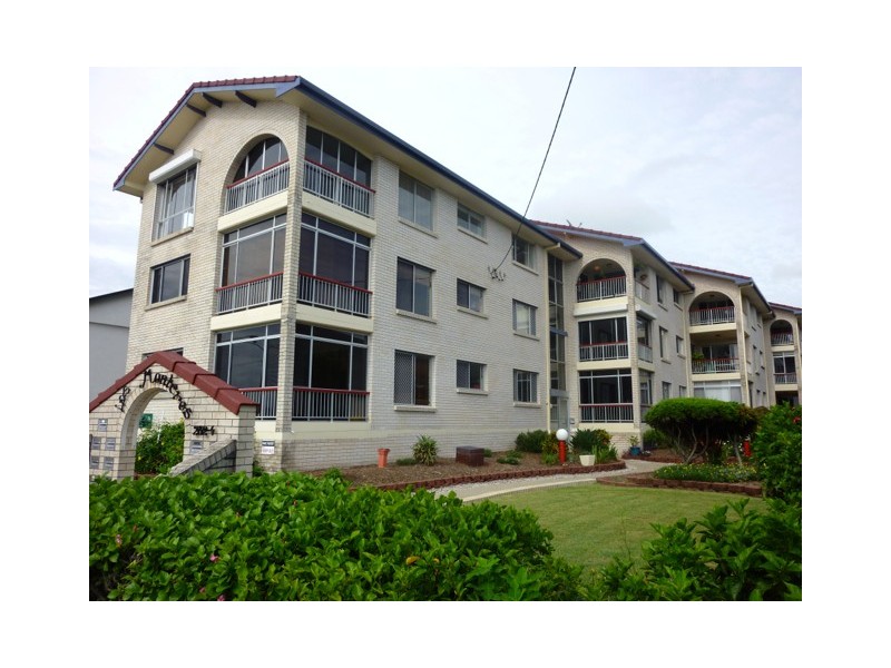 4/282 Marine Parade, Labrador QLD 4215