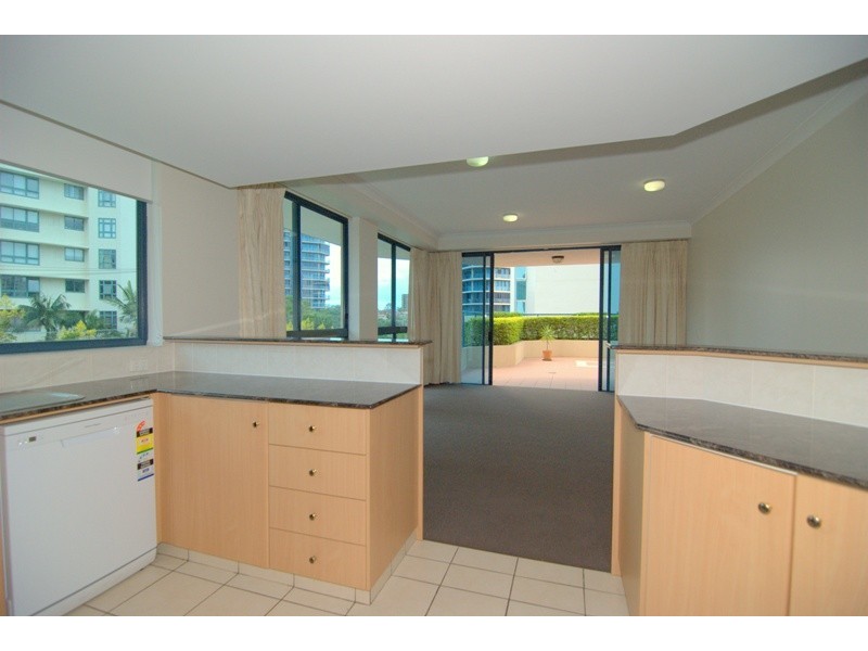 1a/45 Deakin Street, Kangaroo Point QLD 4169