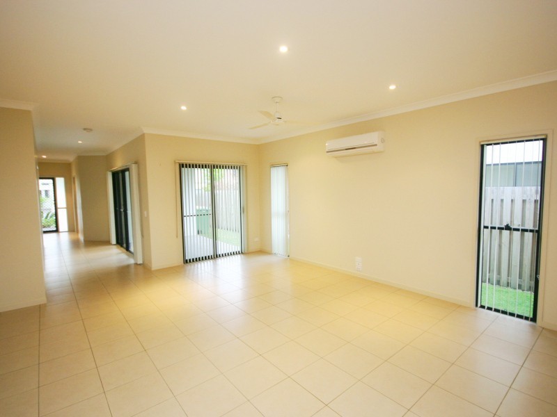 74/19 Santa Barbara Road, Hope Island QLD 4212