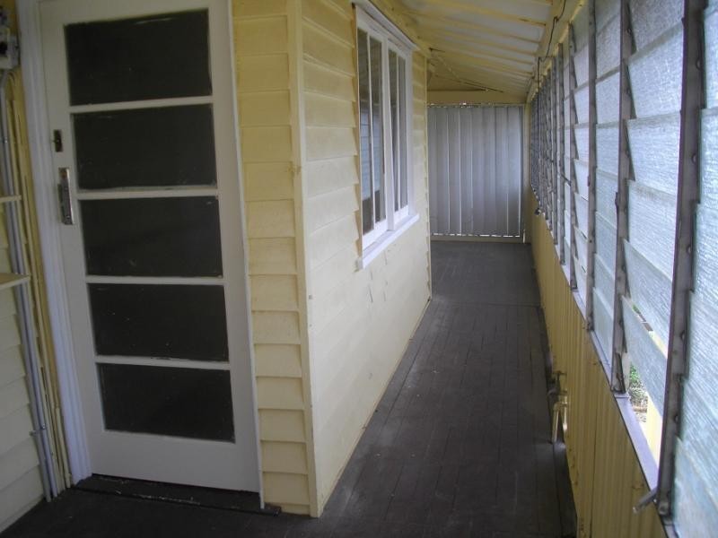 8 Hurley Street, Keperra QLD 4054