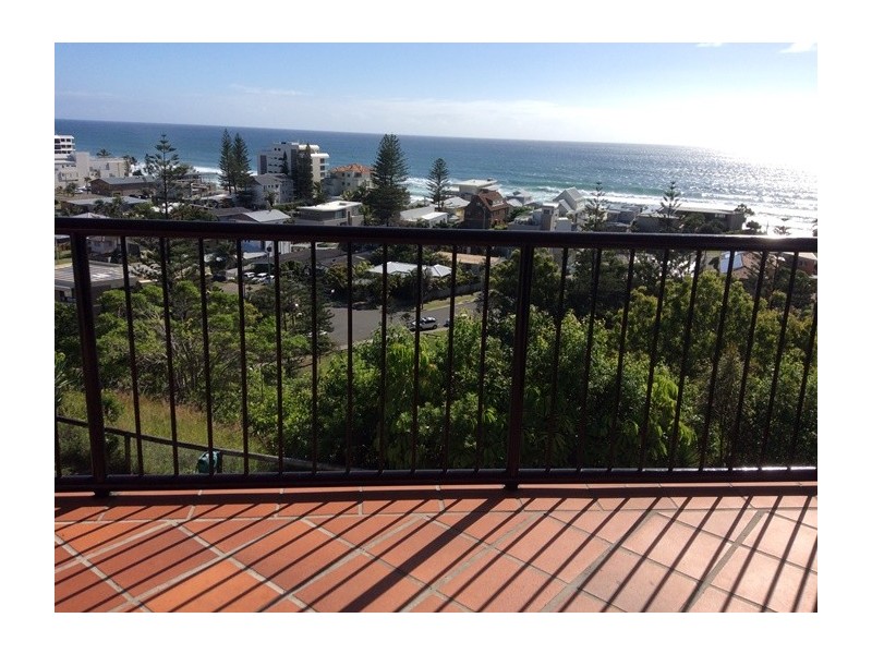22/1 Great Hall Dve, Nobby Beach QLD 4218