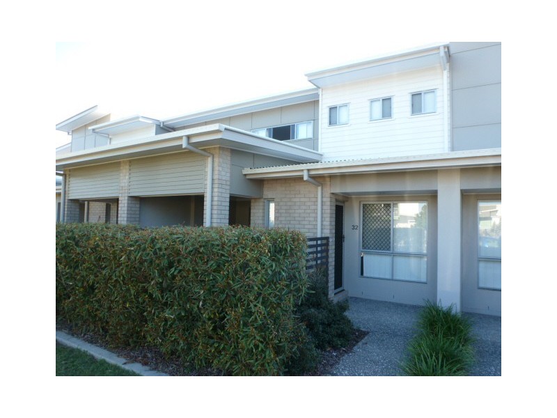86 Carselgrove Ave, Fitzgibbon QLD 4018