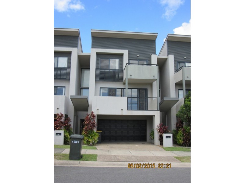 5/2 Palma Crescent, Varsity Lakes QLD 4227