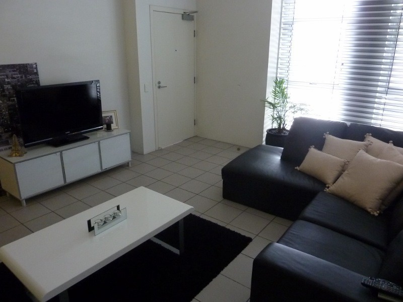 A02/38 Skyring Terrace, Teneriffe QLD 4005