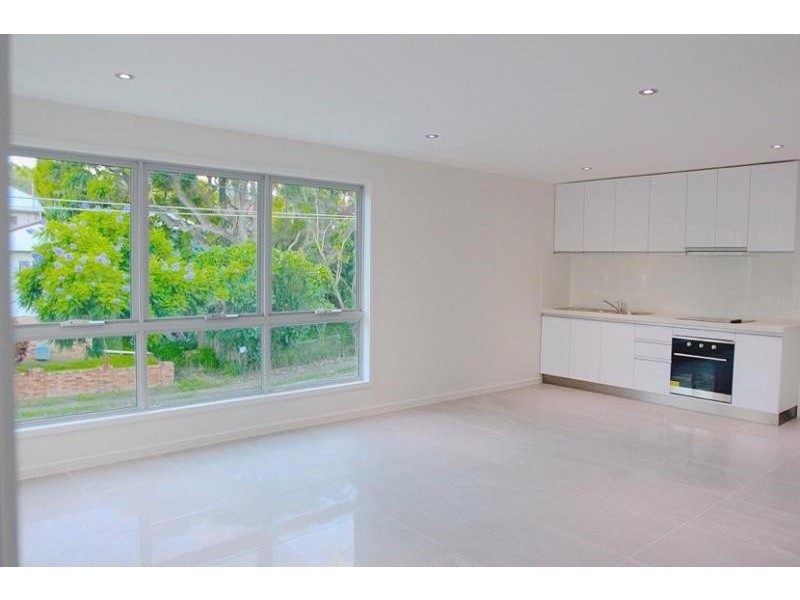 12 Julia Street, Highgate Hill QLD 4101