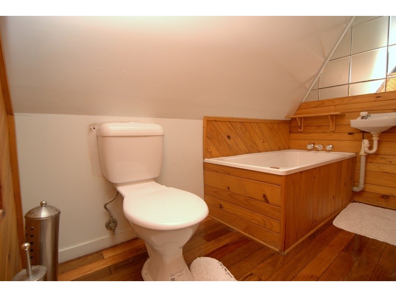 34 Simpsons Road, Bardon QLD 4065