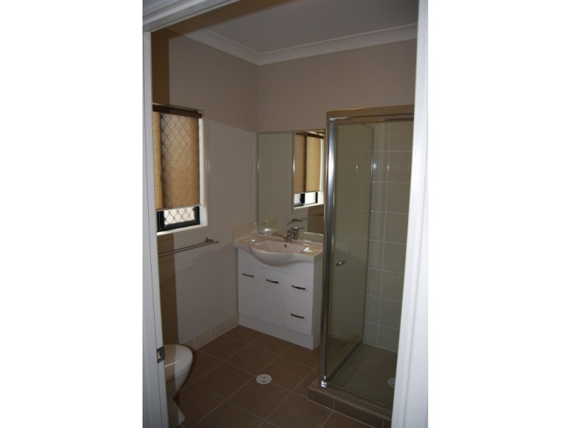 120 Cedar Creek Road, Upper Kedron QLD 4055