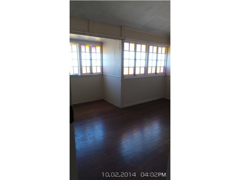 37 Alamau, Benowa QLD 4217