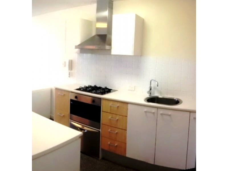 S3/8 Cordelia st, South Brisbane QLD 4101