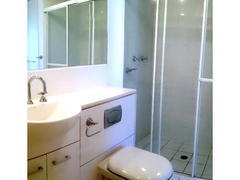 S3/8 Cordelia st, South Brisbane QLD 4101