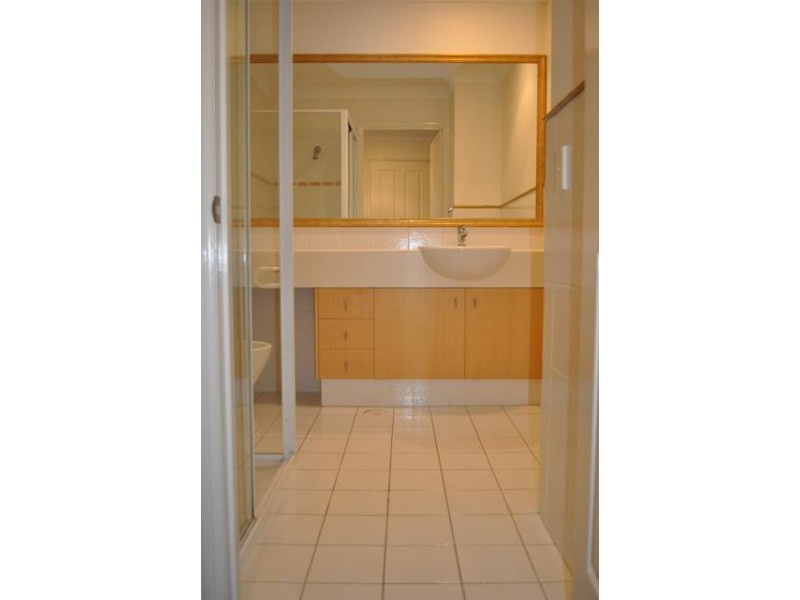 17/480 Christine Avenue, Robina QLD 4226