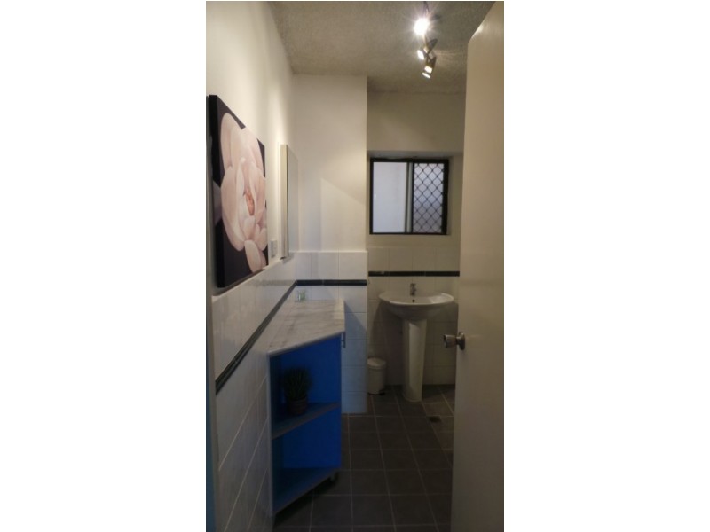 99/3049 Surfers Paradise Boulevard (Cnr Trickett St), Surfers Paradise QLD 4217