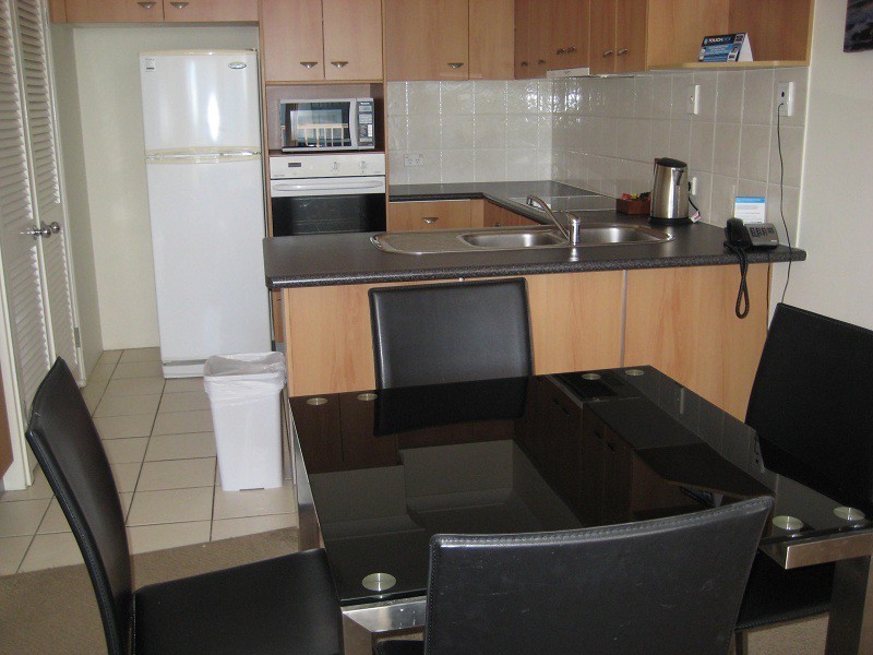 2022/2633 Gold Coast Highway, Broadbeach QLD 4218