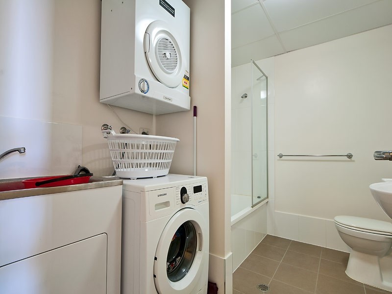 53/51 Playfield Street, Chermside QLD 4032