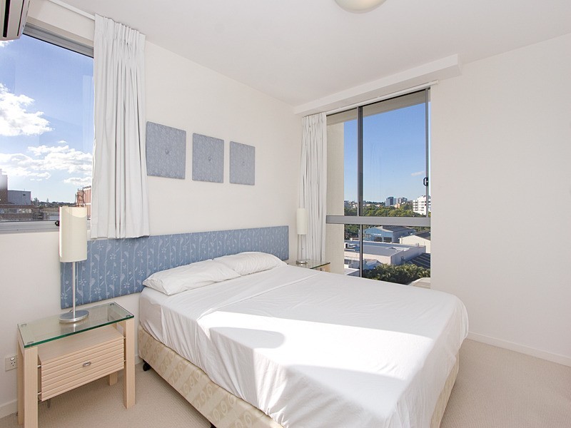 28/15 Walsh St, Milton QLD 4064