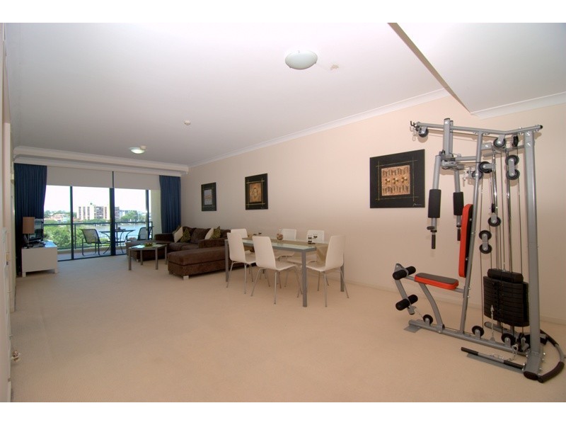 3C/35 Ferry Street, Kangaroo Point QLD 4169