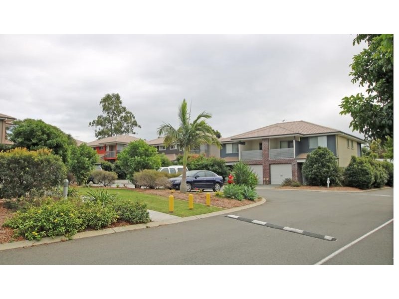 Hillcrest QLD 4118