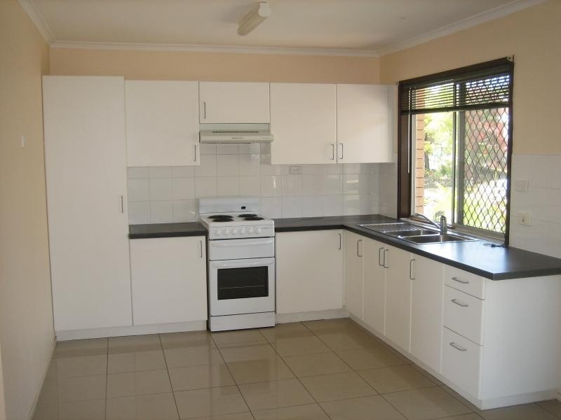 2 Nogoa St, Carina Heights QLD 4152