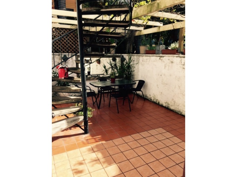 2/28 Murlong Crescent, Palm Beach QLD 4221