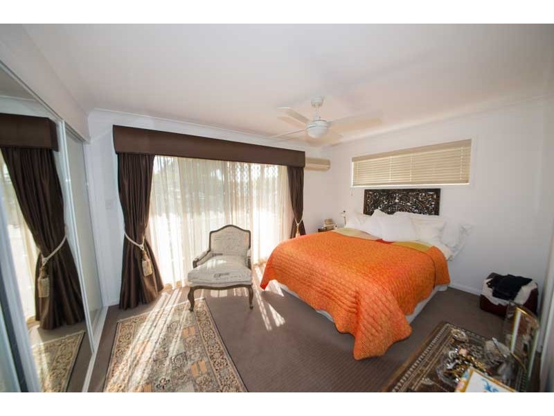 McDonald Street, Hawthorne QLD 4171