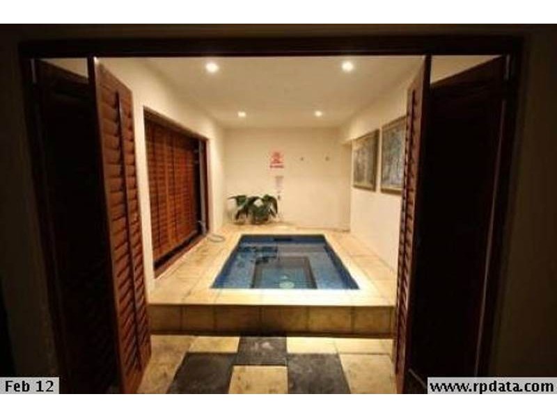 103 Salerno Street, Surfers Paradise QLD 4217