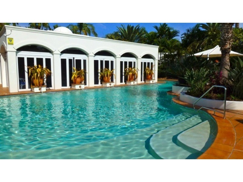 33/100 Cotlew St East, Southport QLD 4215