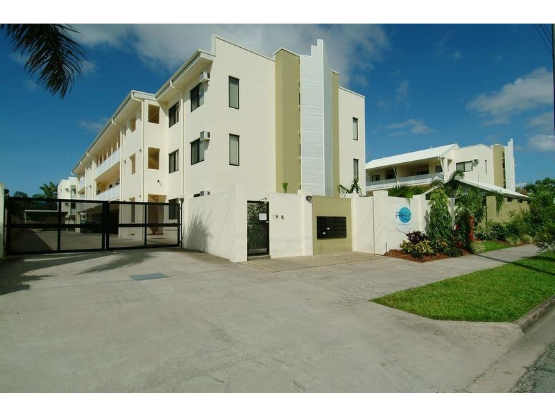 4/44 Pease street, Manoora QLD 4870