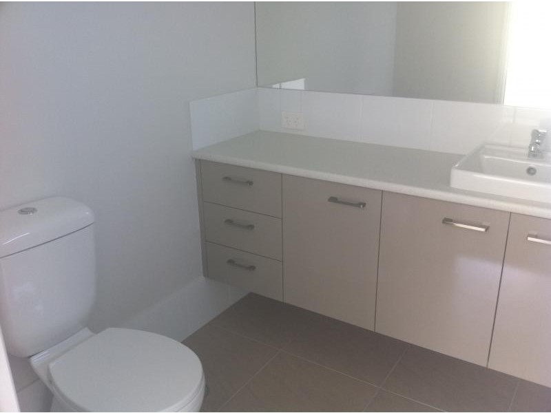 15 Cape St, Birtinya QLD 4575