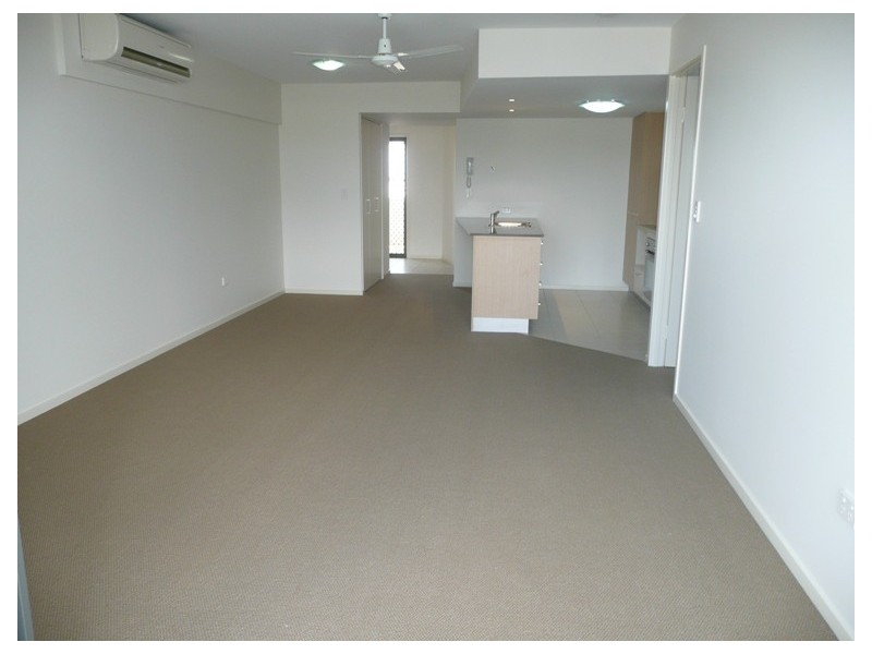 63/10 Grand Parade, Kawana Island QLD 4575