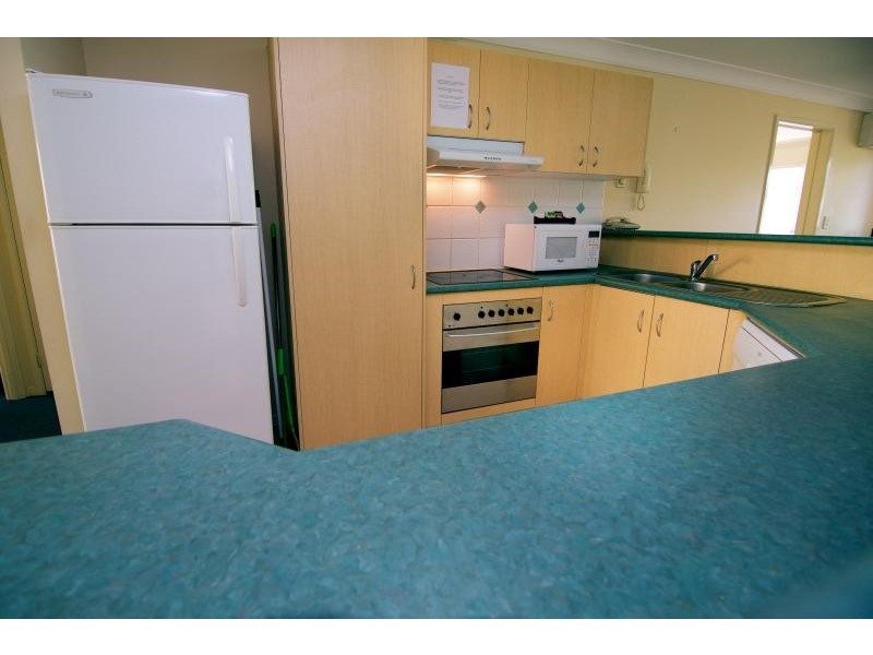 4/150 Marina Parade, Southport QLD 4215