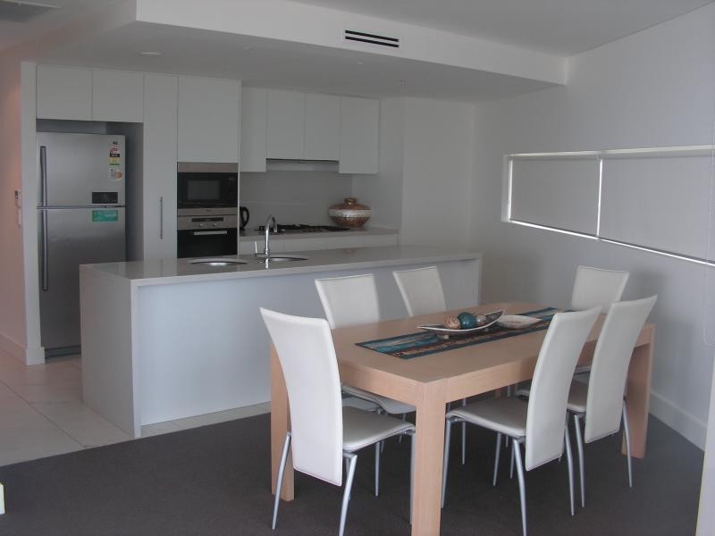 401/2 Creek Street, Coolangatta QLD 4225
