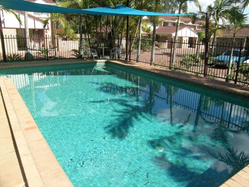 2/19 Crotona Road, Capalaba QLD 4157